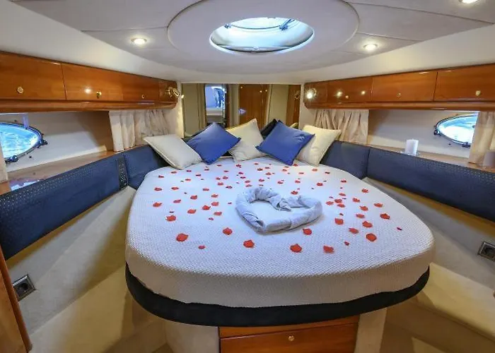 Mery Rose - *